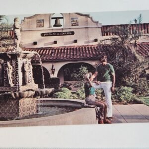NOS Vintage Postcard Unposted Couple Fountain Courtyard Mission Inn Orlando FL - Image 1