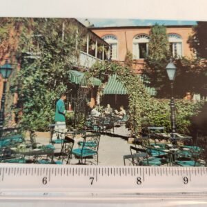PAT O'BRIEN'S Table View Waiter People Men Lamp Post Vtg Postcard Unposted NEW - Image 1